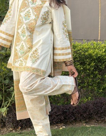 YELLOW WHITE FARSI SET 