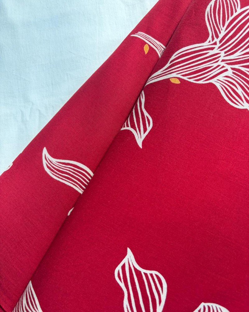 RED FLOWER CLAIRE TOP