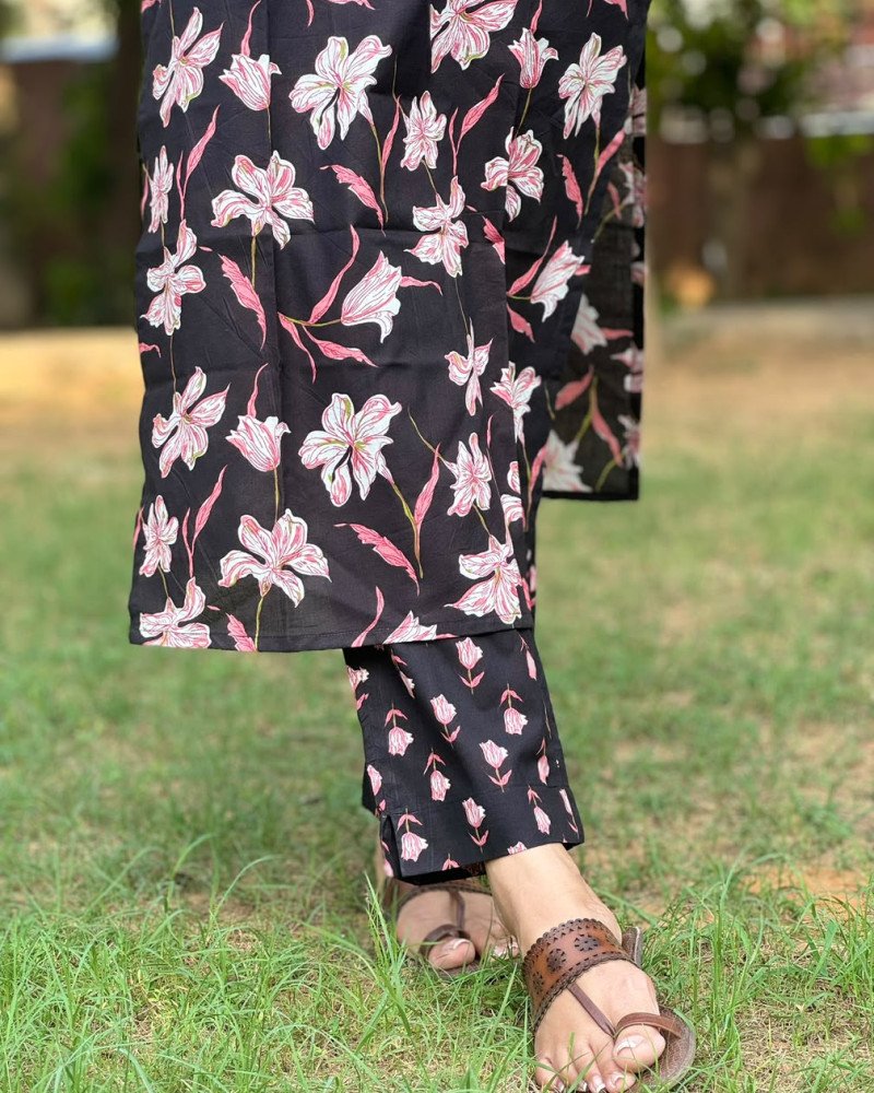 BLACK FLORALS SUIT SET