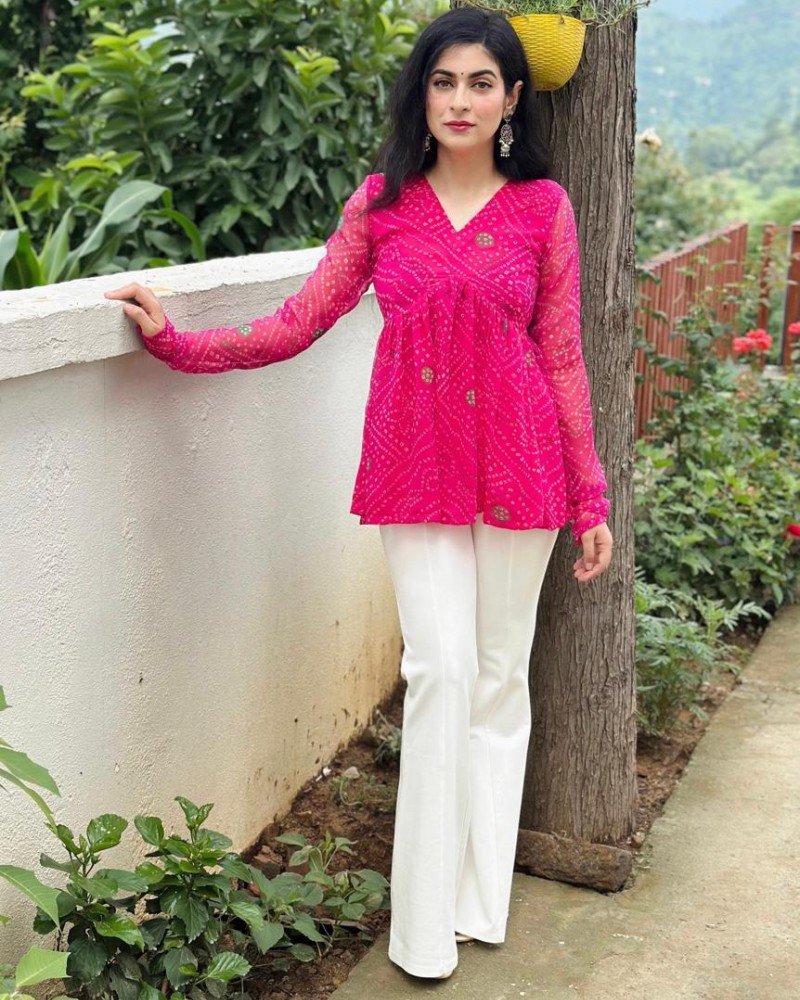 RANI BANDHANI GEORGETTE CLAIRE TOP