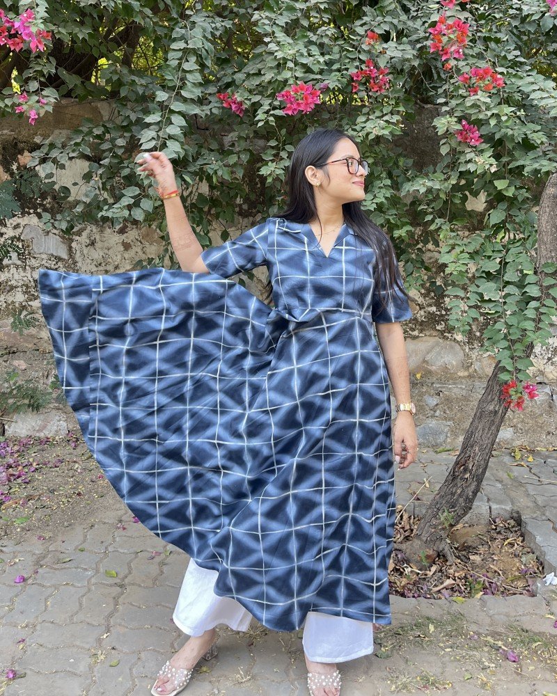 GEOMETRIC BOX MOTIF UMBRELLA GHER KURTI