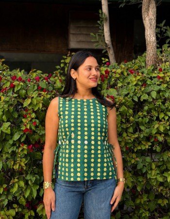 GREEN DOTS PIHU TOP