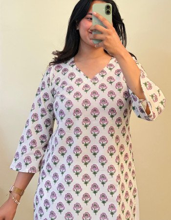 WHITE PINK FLOWER SHORT STRAIGHT KURTI