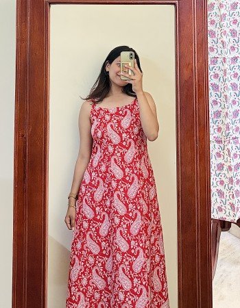 RED MOTIF A LINE KURTI