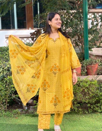 MUSTARD SCHIFFILI PRINTED COTTON SUIT SET