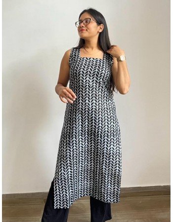 BLACK LITTLE LEAF LONG STRAIGHT KURTI