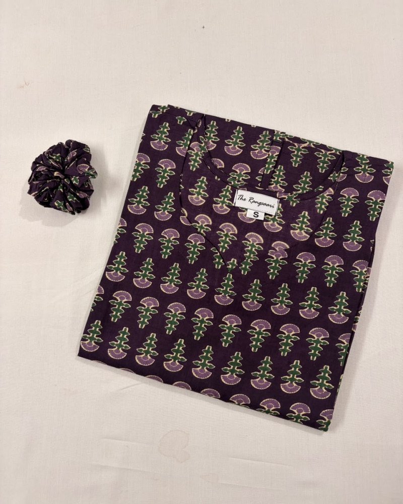 COMBO OF 2 LONG STRAIGHT KURTIS(S)