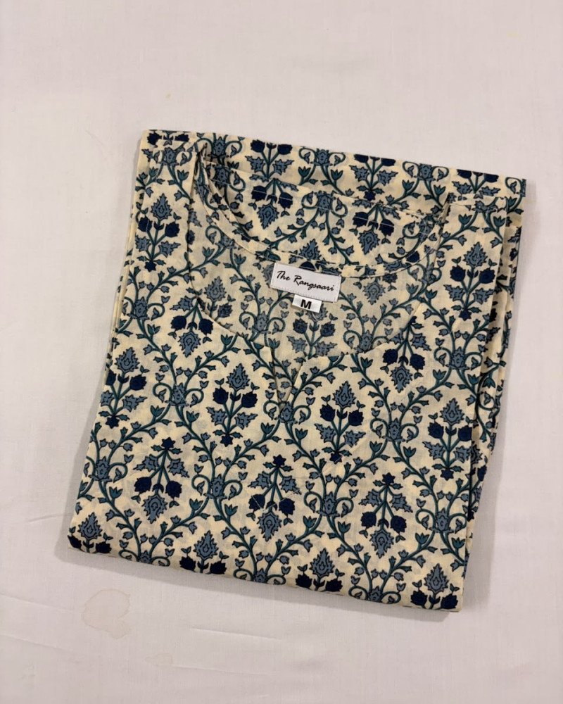 COMBO OF 2 LONG STRAIGHT KURTIS(M)