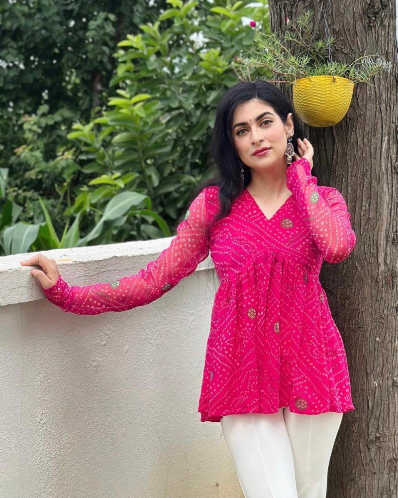 RANI BANDHANI GEORGETTE CLAIRE TOP