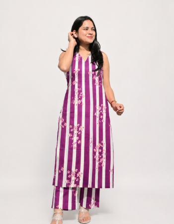 PURPLE LINING FLOWER BOOTA KURTA BOTTOM SET