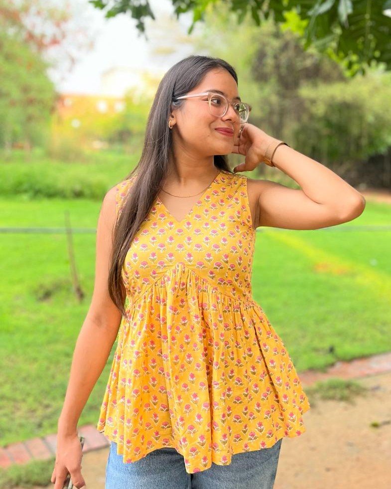 YELLOW CLAIRE TOP