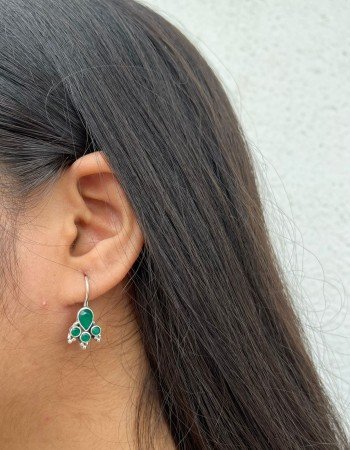 SILVER 925 HALLMARKED GREEN STONE HOOK EARRINGS