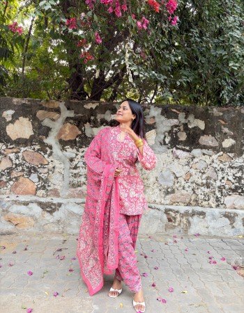 LIGHT PINK FLORAL MOTIF AFGHANI SET