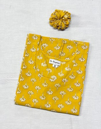 YELLOW FLOWER BOOTA LONG STRAIGHT KURTI