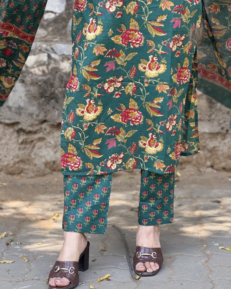 GREEN FLORAL MOTIF SUIT SET 