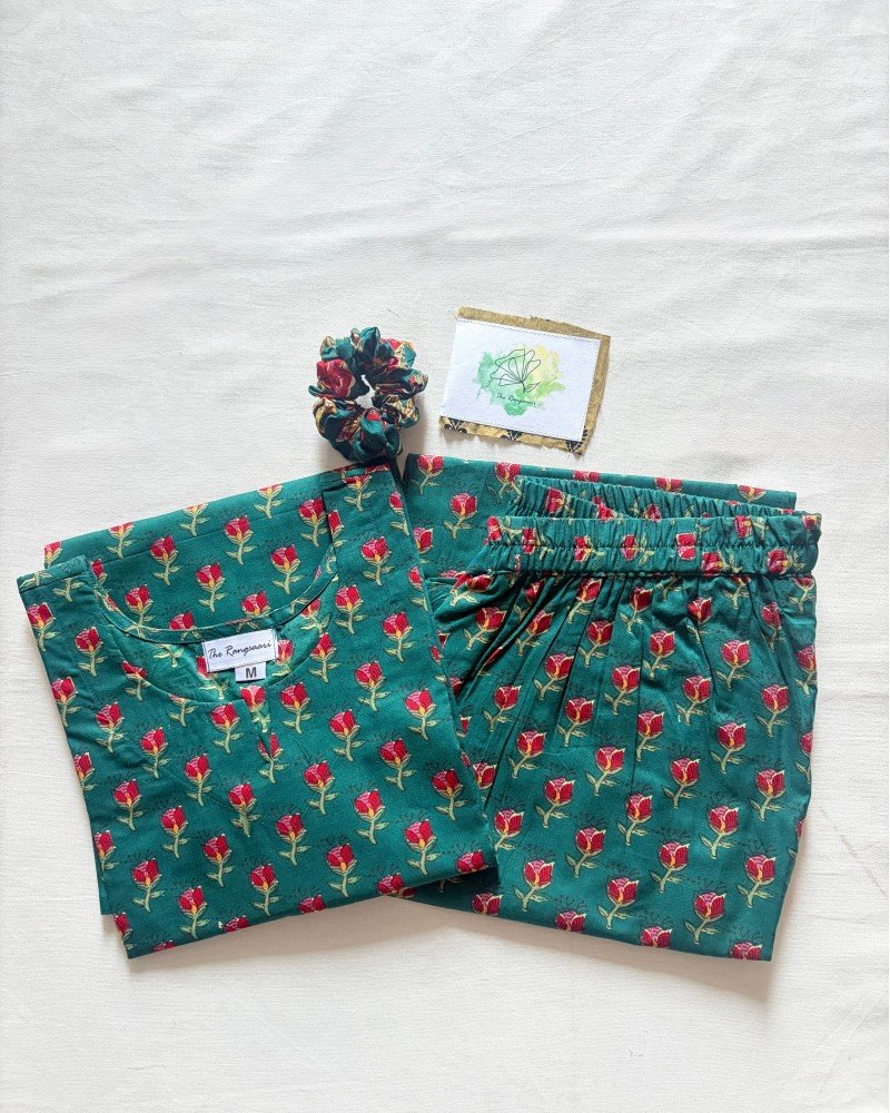 GREEN LITTLE FLORAL MOTIF NIGHT SET