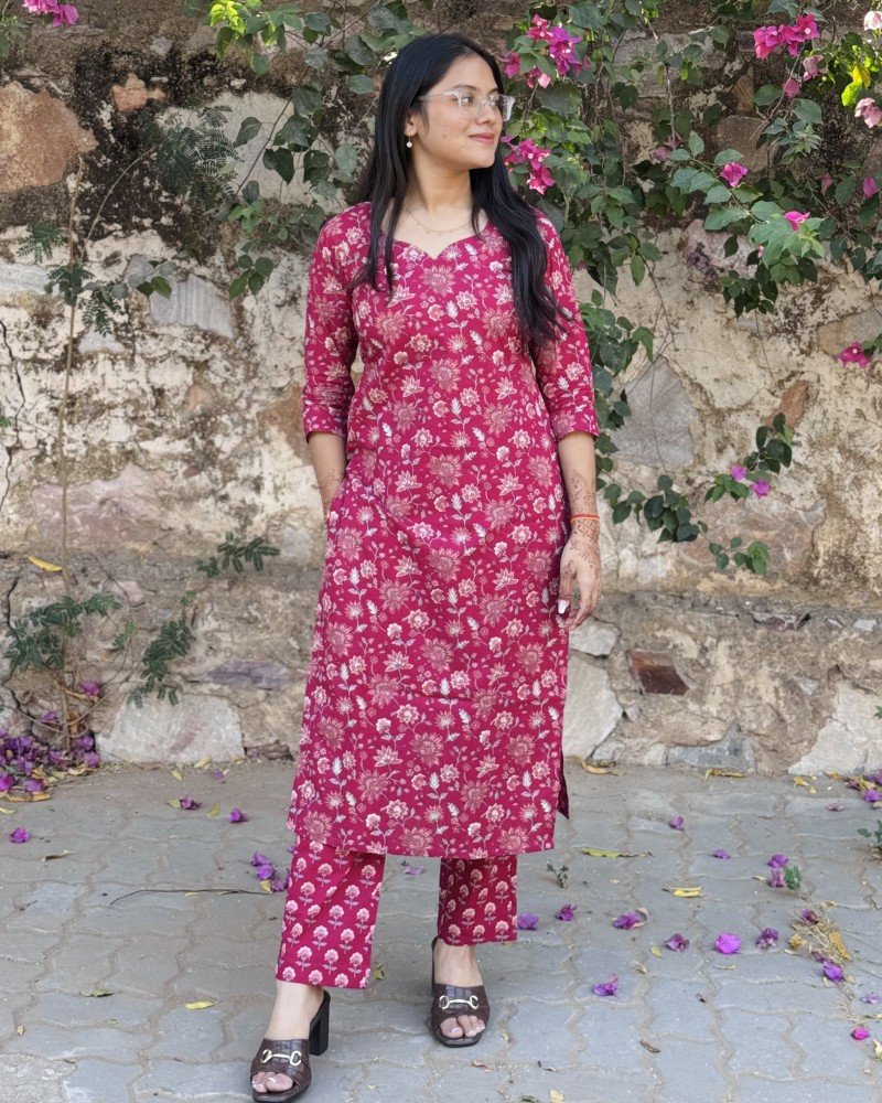 PINK MOTIF GOLDEN FOIL KURTA BOTTOM SET