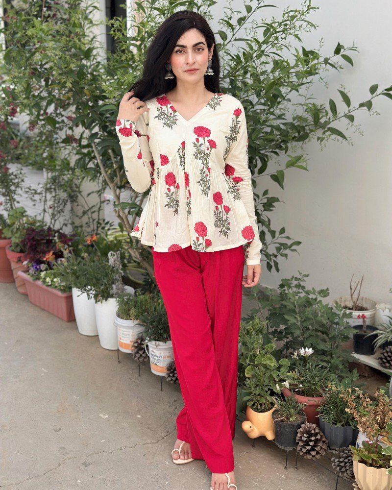 RED FLOWER BOOTA CLAIRE TOP