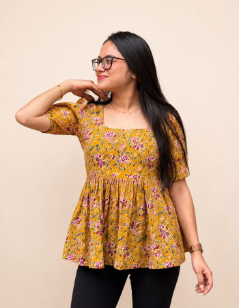 MUSTARD FLORALS ROSE TOP