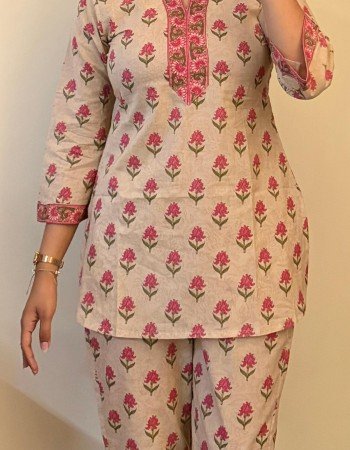 PINK FLOWER BOOTA NIGHT SET