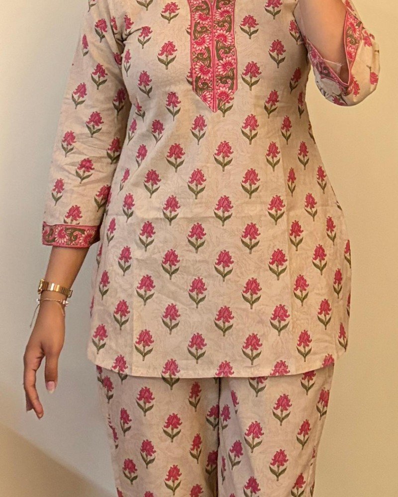 PINK FLOWER BOOTA NIGHT SET
