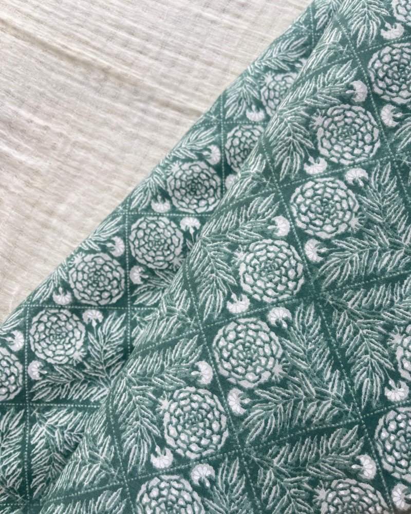 PASTEL GREEN FLORAL SHORT STRAIGHT KURTI