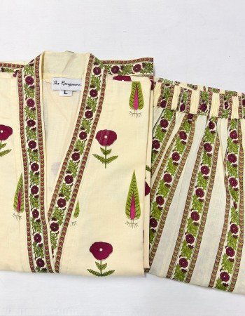OFF WHITE FLOWER BOOTA SUIT SET