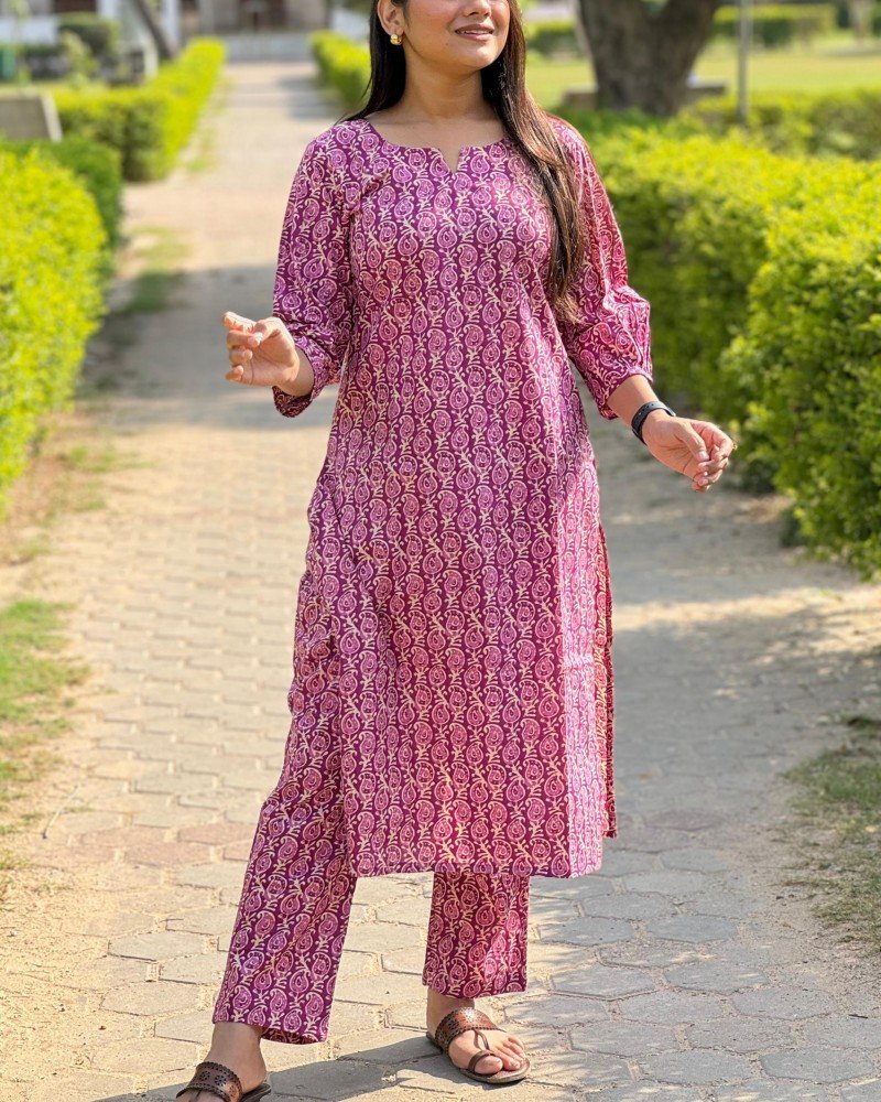 PURPLE PAISELY MOTIF KURTA PANT SET
