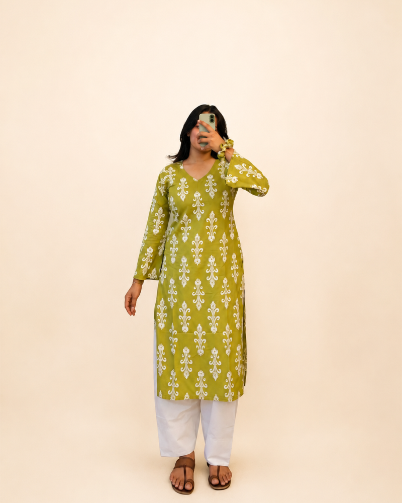 LIGHT GREEN MOTIF LONG STRAIGHT KURTI
