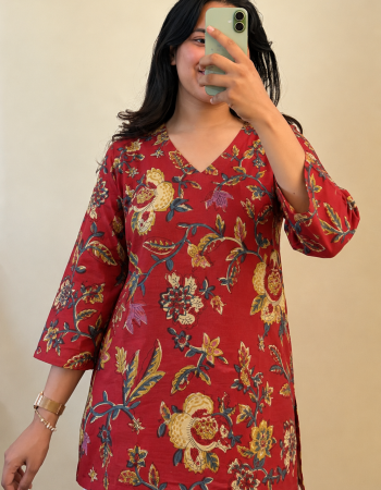 RED FLORALS SHORT STRAIGHT KURTI
