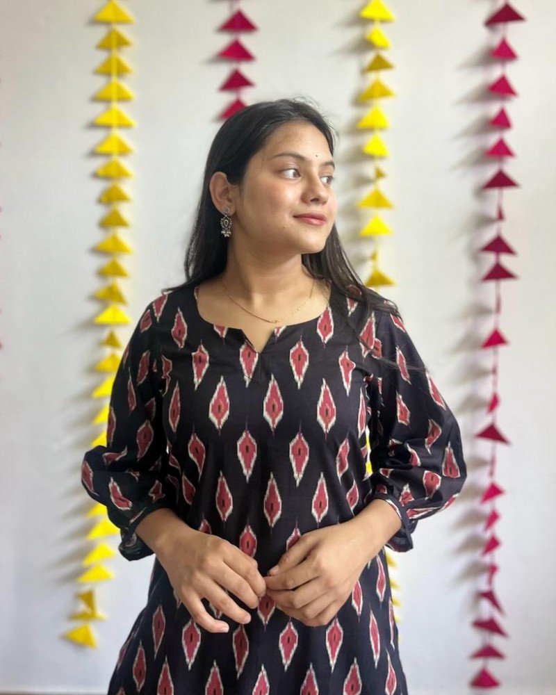 BLACK IKAT KURTA BOTTOM SET