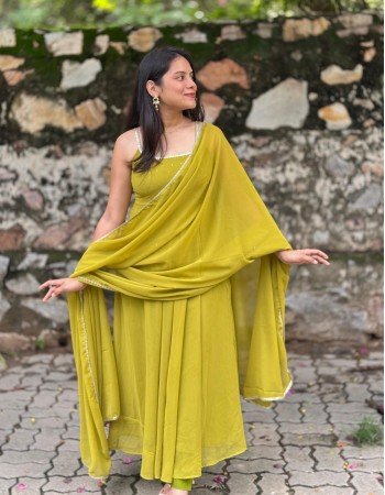 MEHNDI GREEN DIVINE GEORGETTE GHER SET 