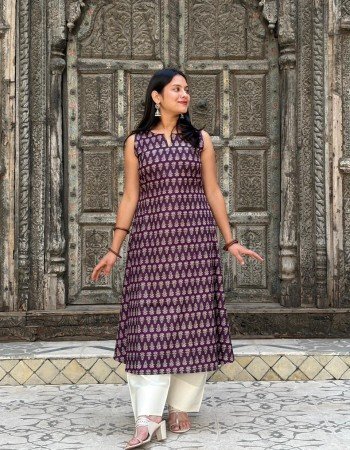 VIOLET FLORAL LITTLE MOTIF A LINE KURTI