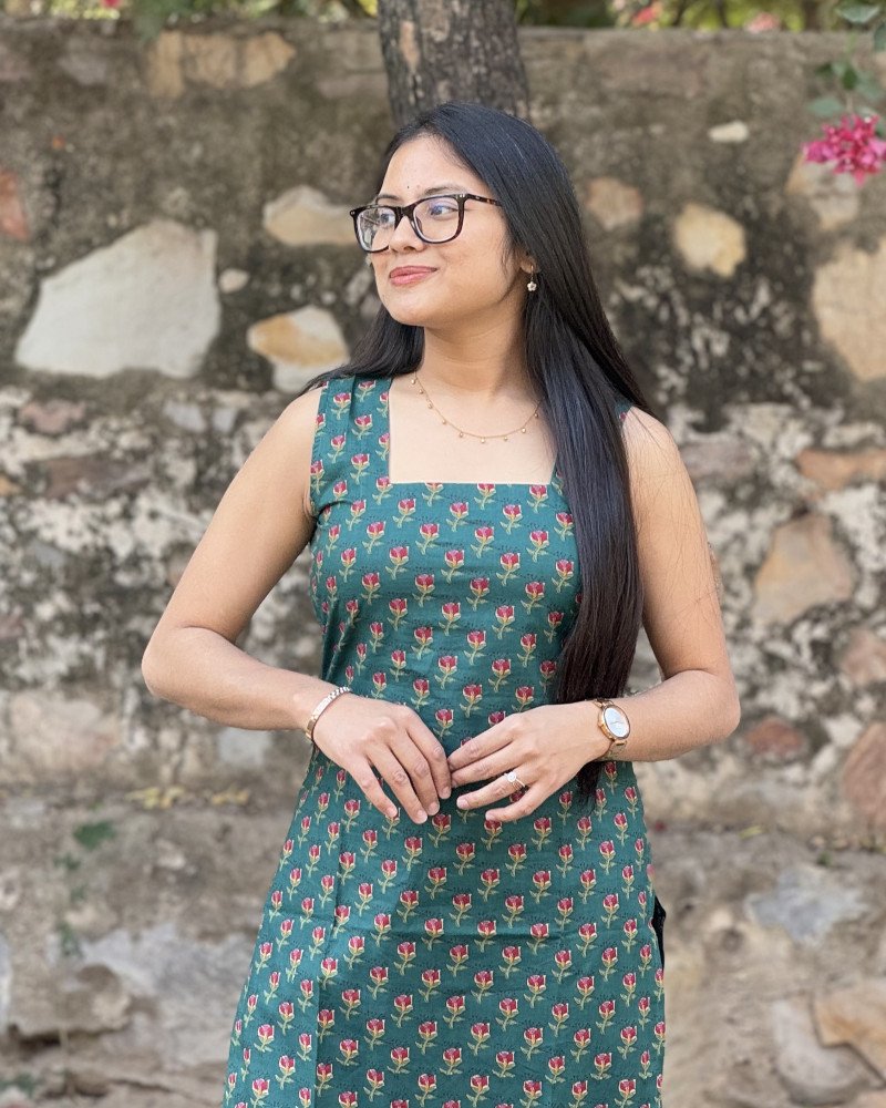 GREEN LITTLE FLORAL MOTIF KURTA BOTTOM SET