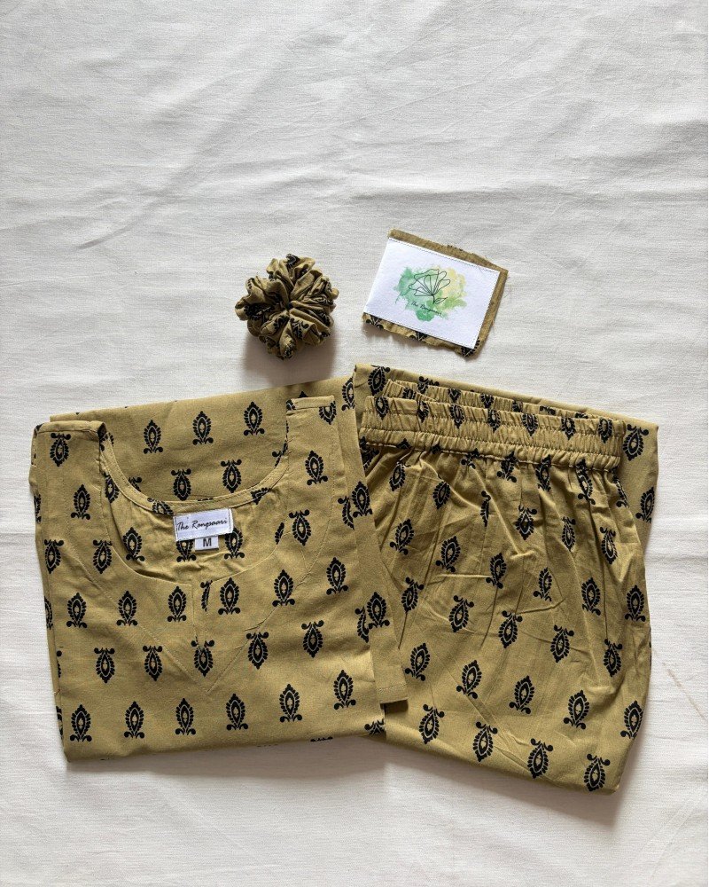 CREAM BLACK LITTLE MOTIF NIGHT SET