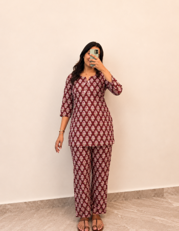 MAROON MOTIF HANDBLOCK NIGHT SET