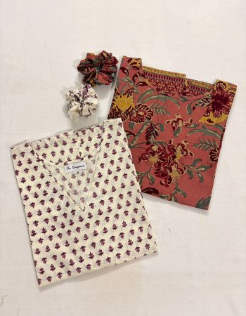 COMBO OF 2 LONG STRAIGHT KURTIS(M)