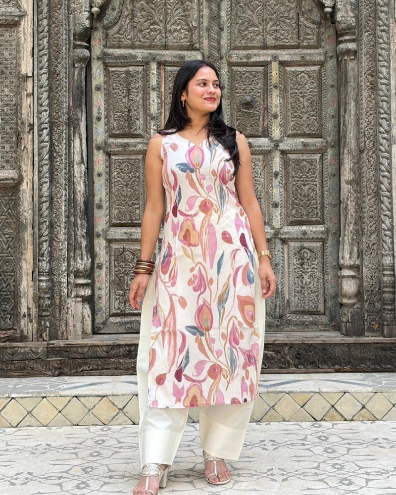 BEIGE MAUVE FLORAL LONG STRAIGHT KURTI