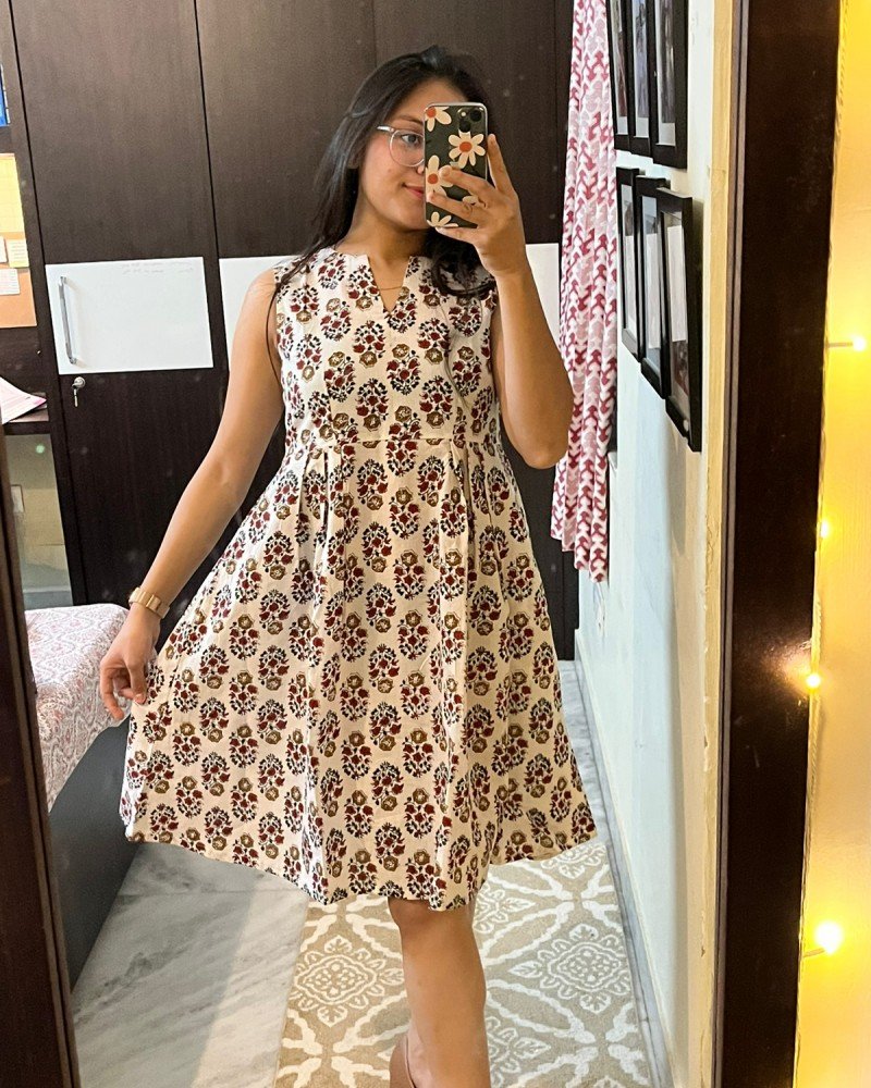 GREEN LITTLE FLORAL MOTIFS  UKIYO DRESS