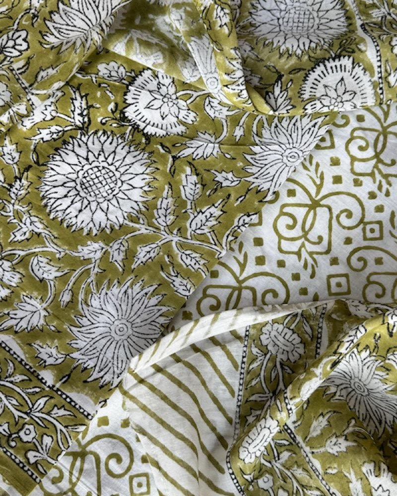 MEHNDI FLORAL COTTON SUIT SET