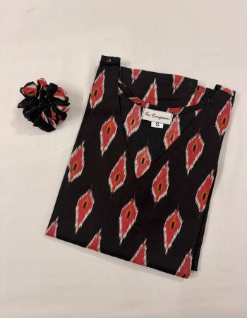 COMBO OF 2 LONG STRAIGHT KURTIS(S)