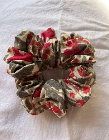 GREEN FLORAL GOLDEN FOIL SCRUNCHY