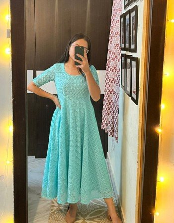 FEROZI CHIKANKARI UMBRELLA GHER KURTI