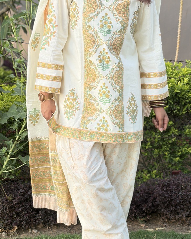 YELLOW WHITE FARSI SET 