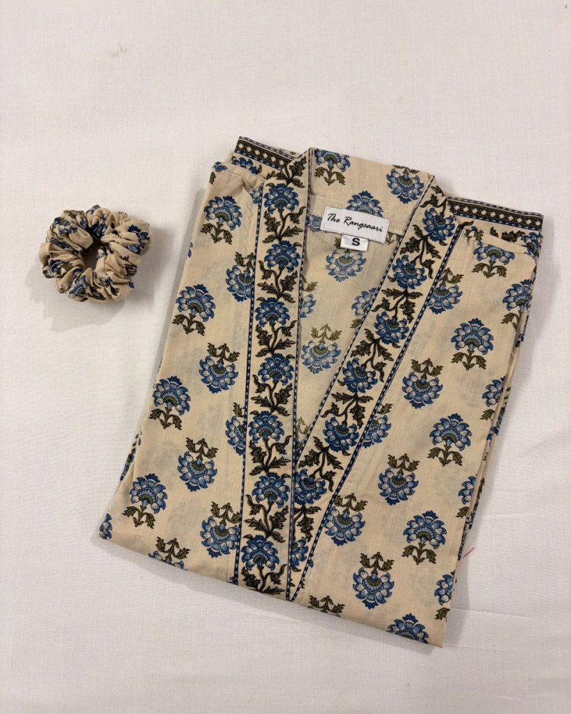 COMBO OF 2 LONG STRAIGHT KURTIS(S)