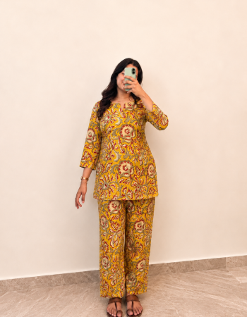MUSTARD FLORAL NIGHT SET