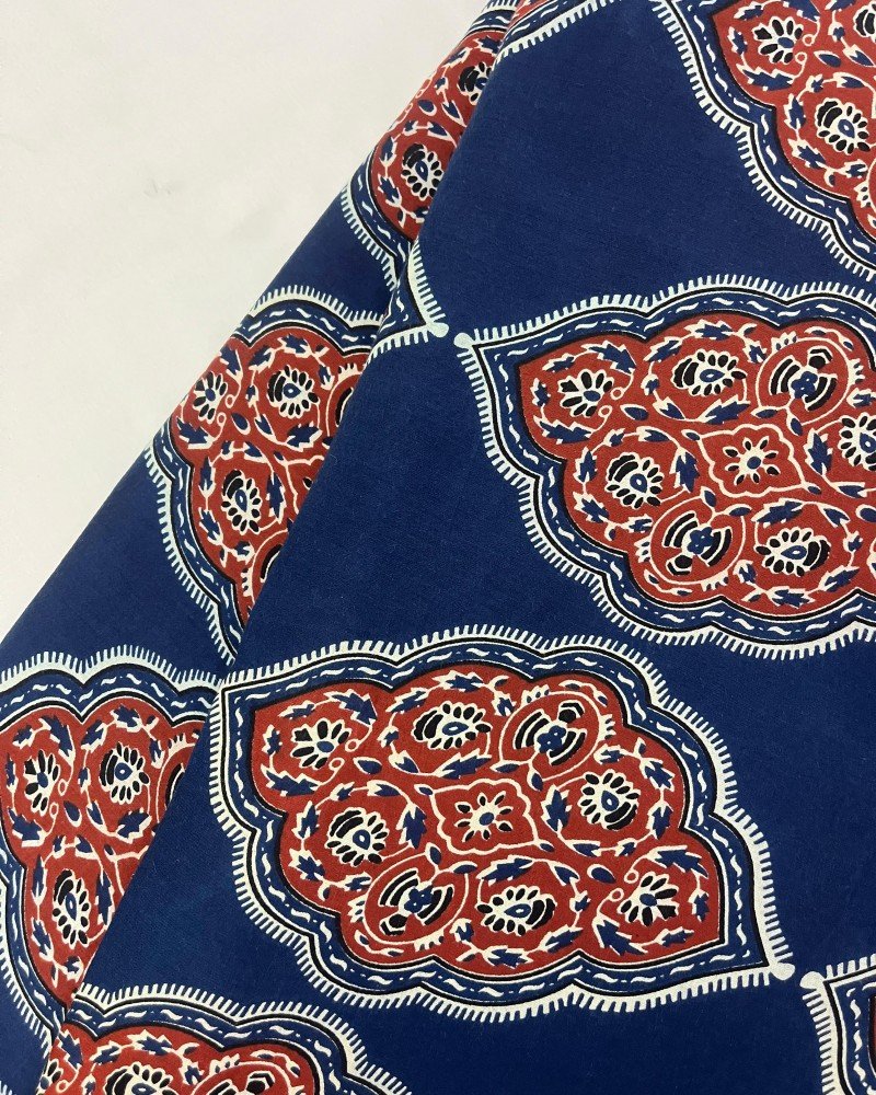 BLUE MAROON MOTIF NIGHT SET