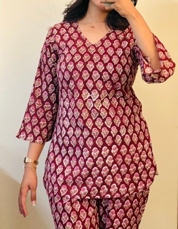 MAROON MOTIF HANDBLOCK NIGHT SET