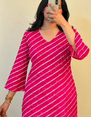 PINK LEHERIYA SHORT STRAIGHT KURTI