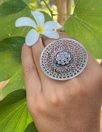 NOOR STATEMENT RING
